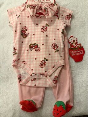 Strawberry Shortcake Pink 3-piece Set
